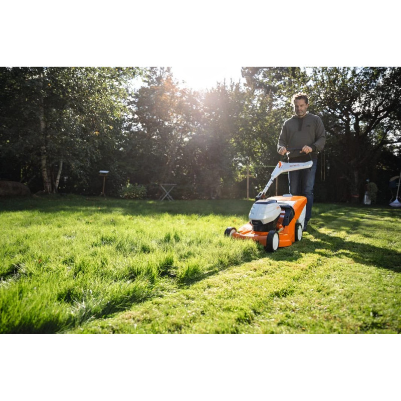 Lloguer de Tallagespa RM 448 PC STIHL