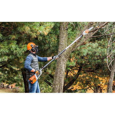 Alquiler de motosierra con pértiga telescópica Stihl HT135 | Sabater