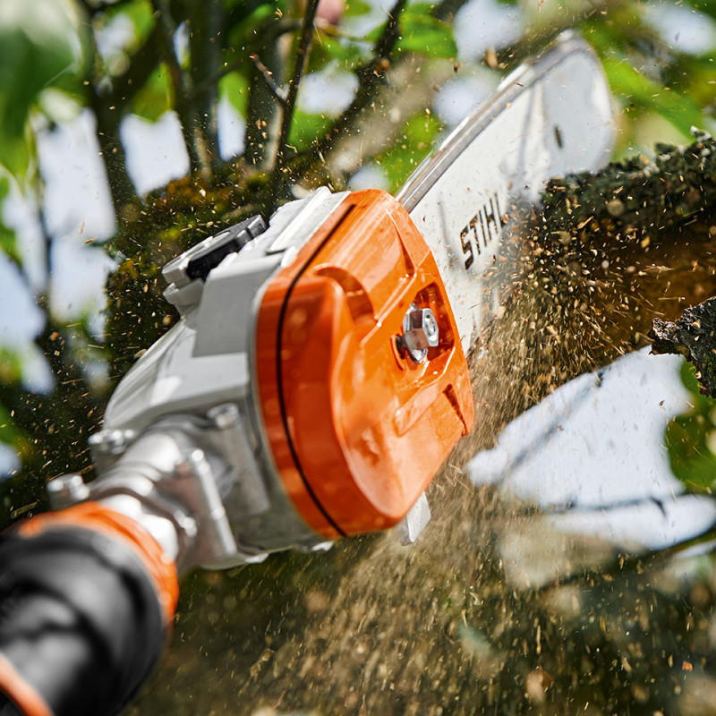 Lloguer de motoserra amb pèrtiga telescòpica Stihl HT135