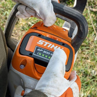 Lloguer de motoserra Stihl MSA 220