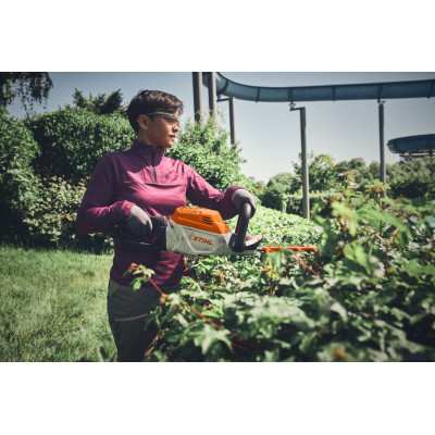Alquiler de Cortasetos HSA 140 STIHL