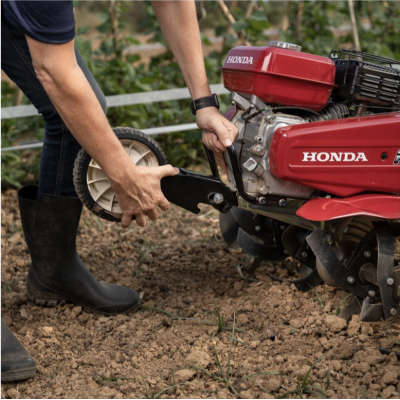 Alquiler de motoazada Honda FJ 500